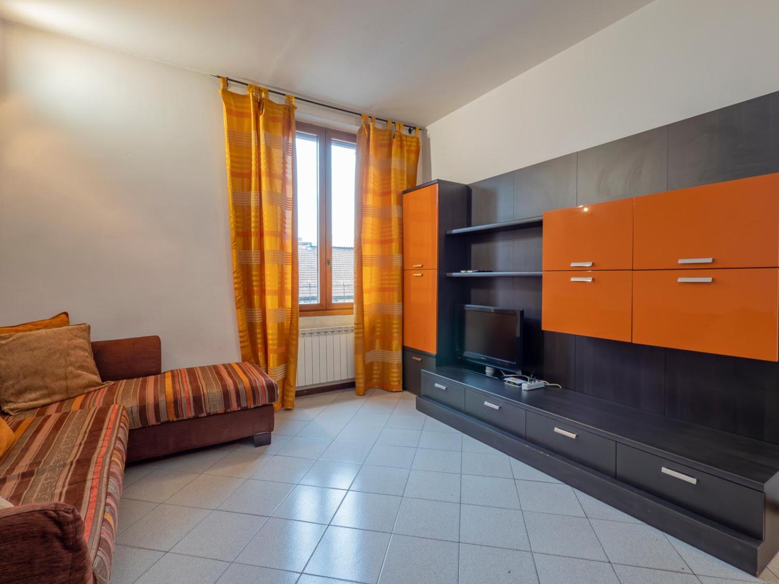 Ampio Biolocale Vicino Stazione Mailand